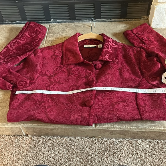 CroftandBarrow jacket. Reddish/maroon color. Swirl design. Size S - Picture 9 of 10